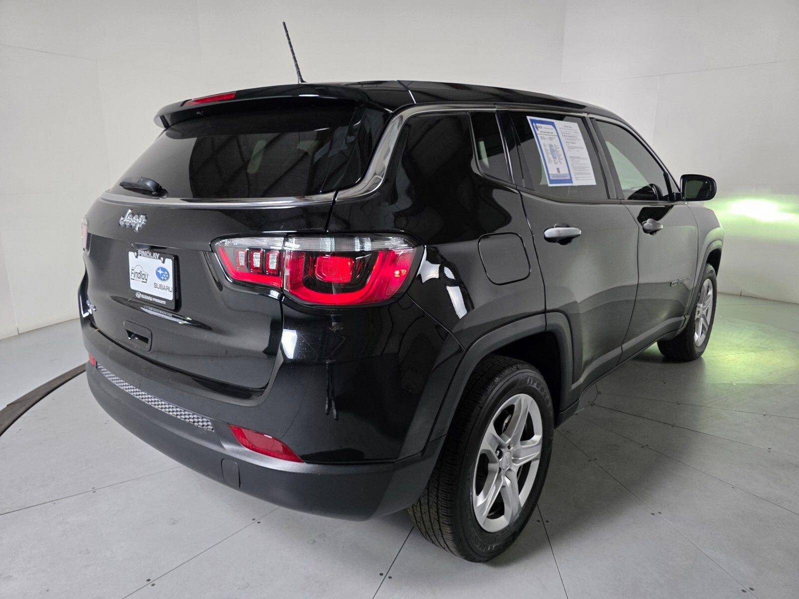 Used 2024 Jeep Compass Sport AWD/4WD image 5