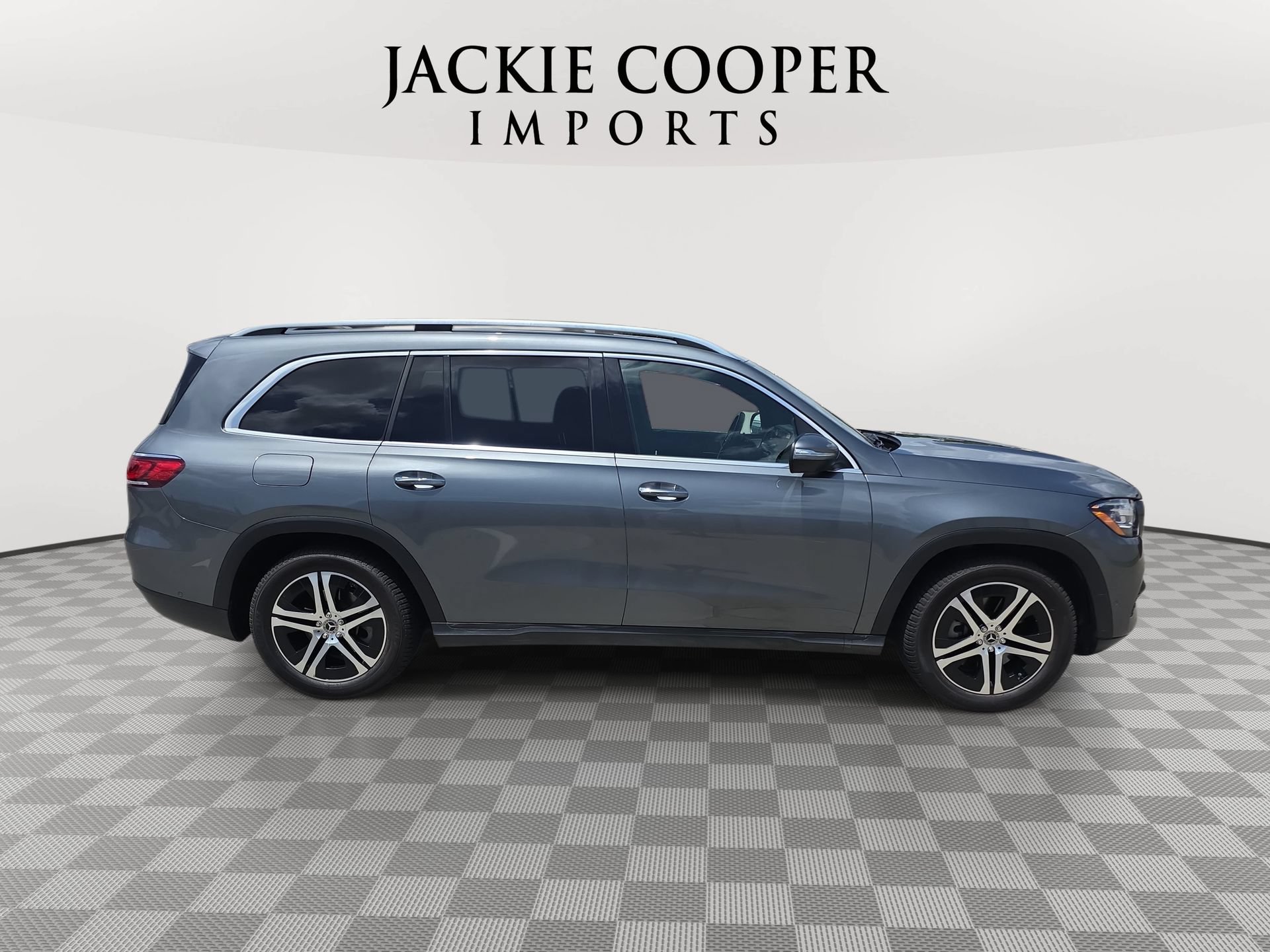 Certified 2021 Mercedes-Benz GLS 450 4MATIC image 4