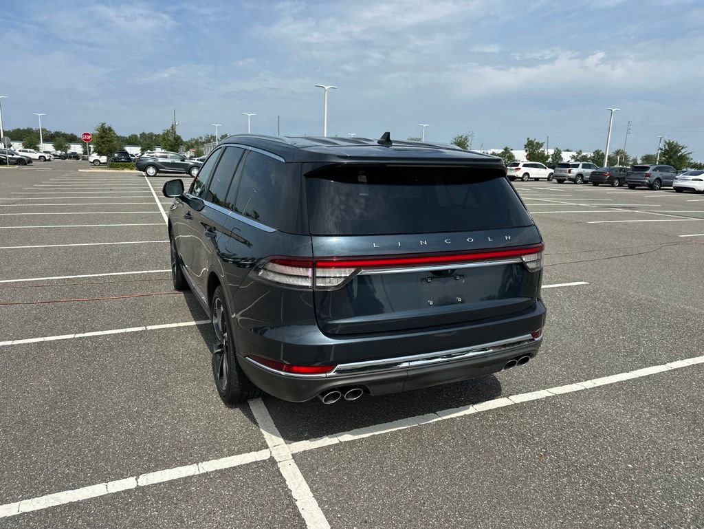 Used 2021 Lincoln Aviator Reserve w/ Equipment Group 201A AWD/4WD image 11