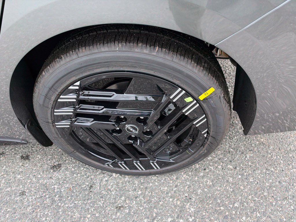 New 2027 Nissan Sentra SR w/ SR All Weather Package FWD image 18