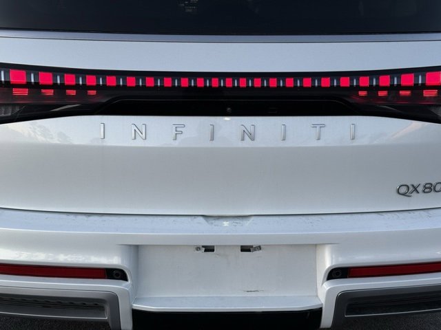 Used 2025 INFINITI QX80 Sensory image 8
