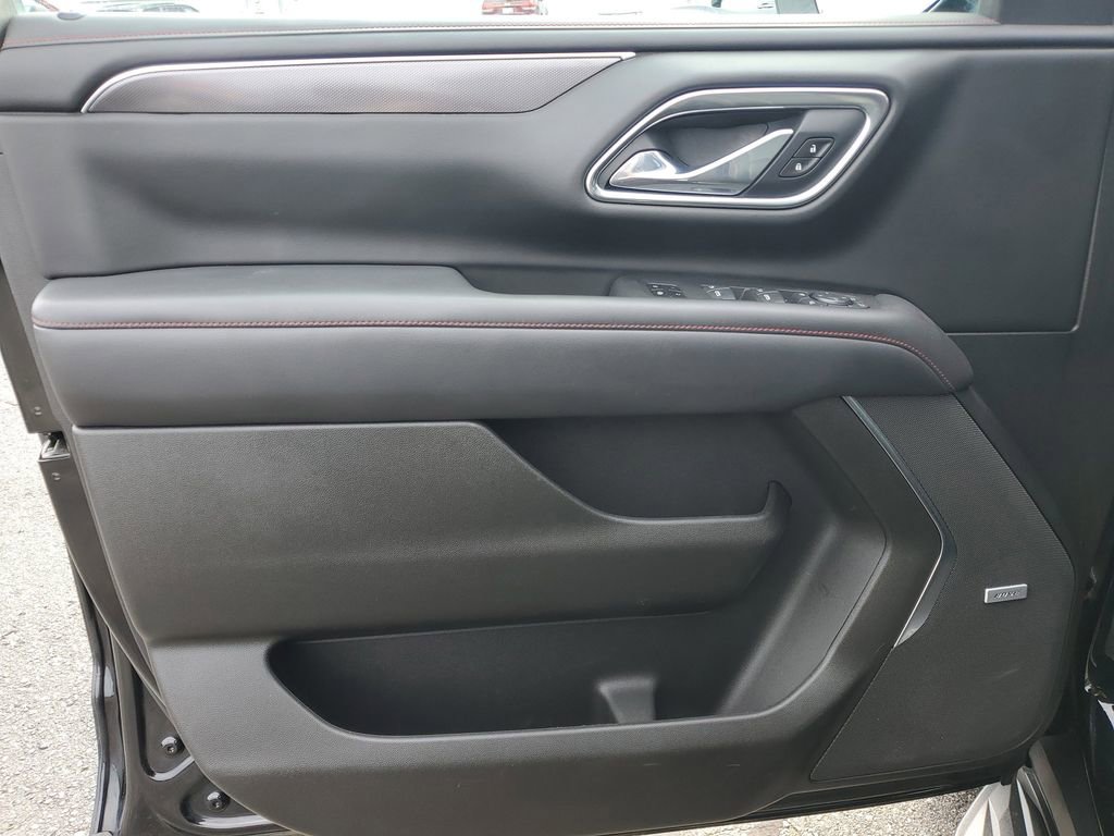 Used 2021 Chevrolet Tahoe RST w/ Luxury Package image 23