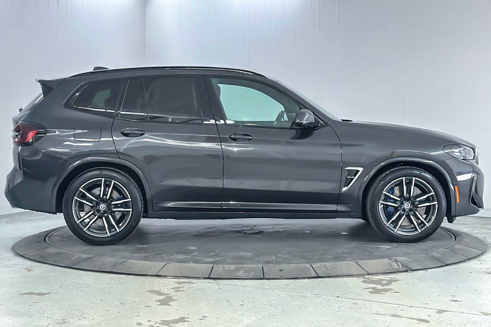 Used 2023 BMW X3 M w/ Executive Package image 8