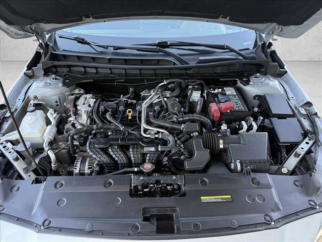 Used 2024 Nissan Altima 2.5 SV FWD image 25