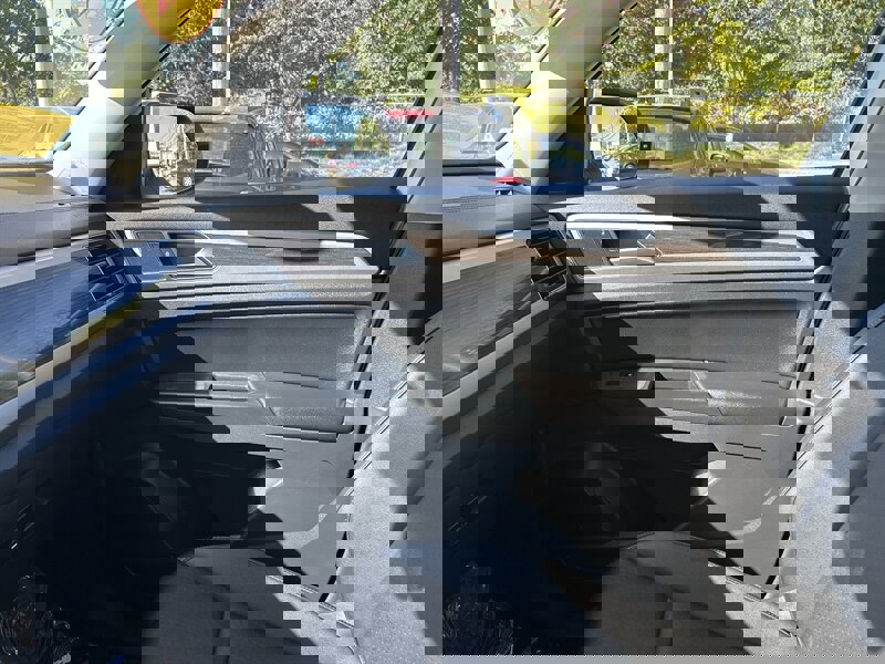 Used 2019 Volkswagen Atlas SEL image 14