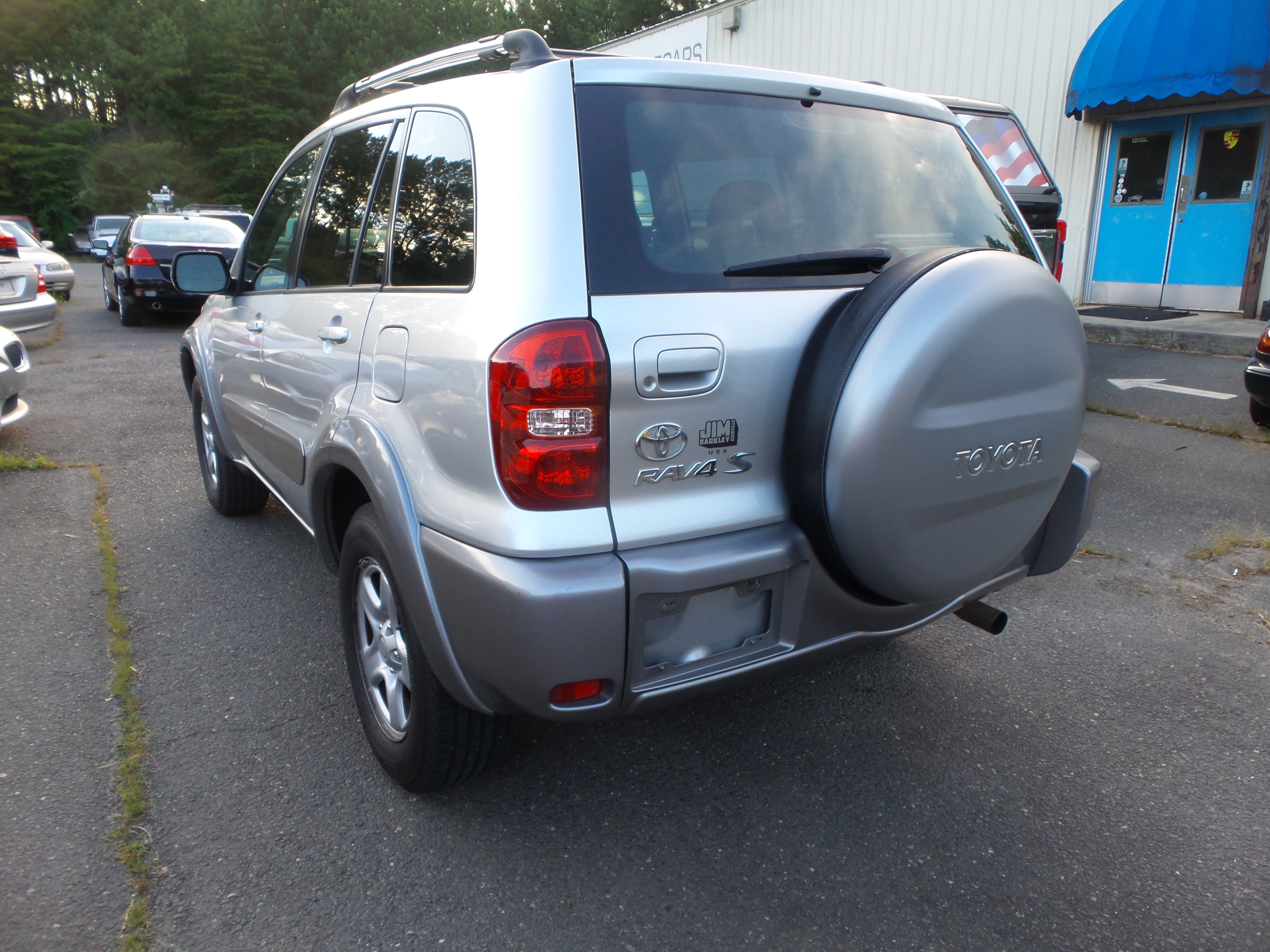 Used 2005 Toyota RAV4 4WD image 3