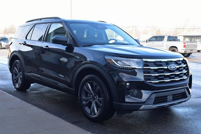 New 2026 Ford Explorer Active w/ Active Comfort Package image 7