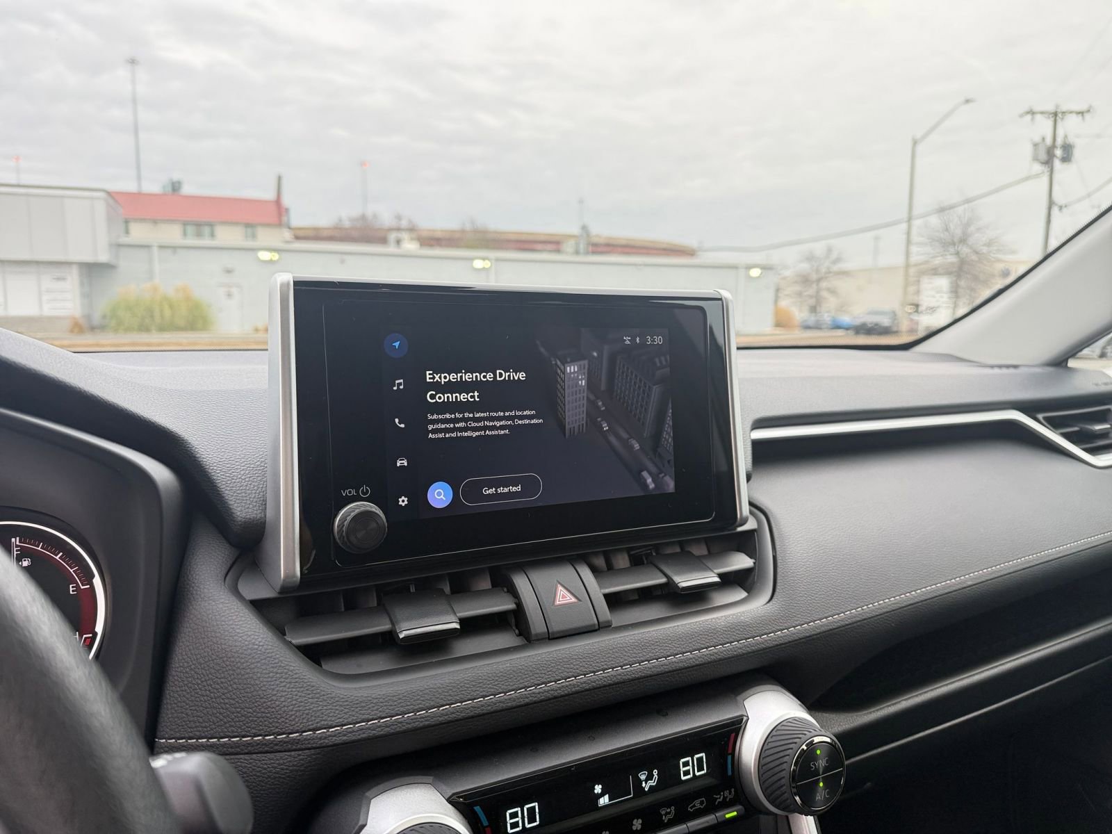 Used 2025 Toyota RAV4 XLE image 21