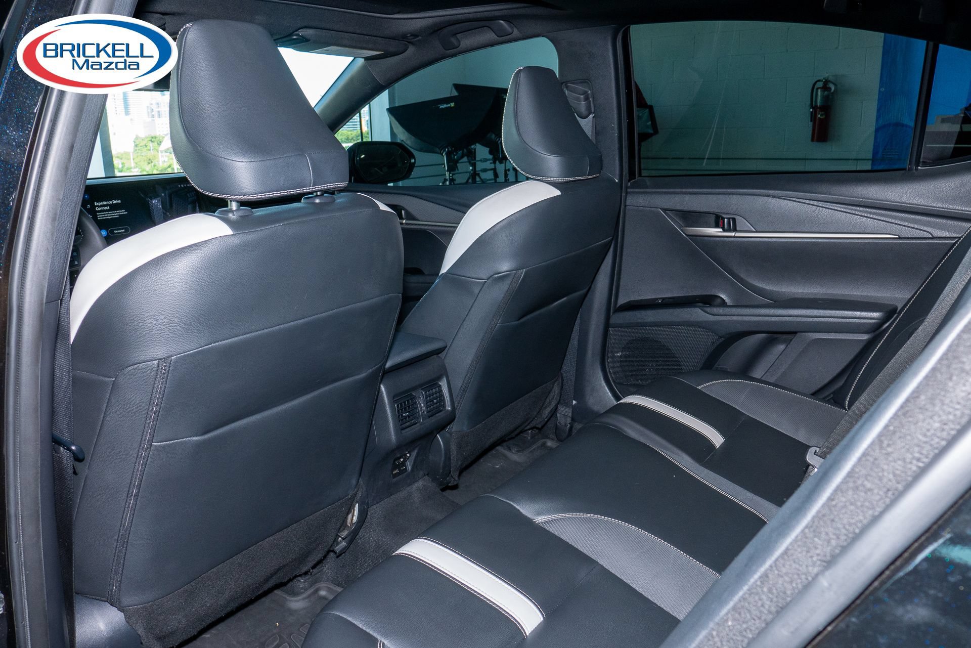 Used 2025 Toyota Camry SE w/ Multimedia Upgrade Package FWD image 19