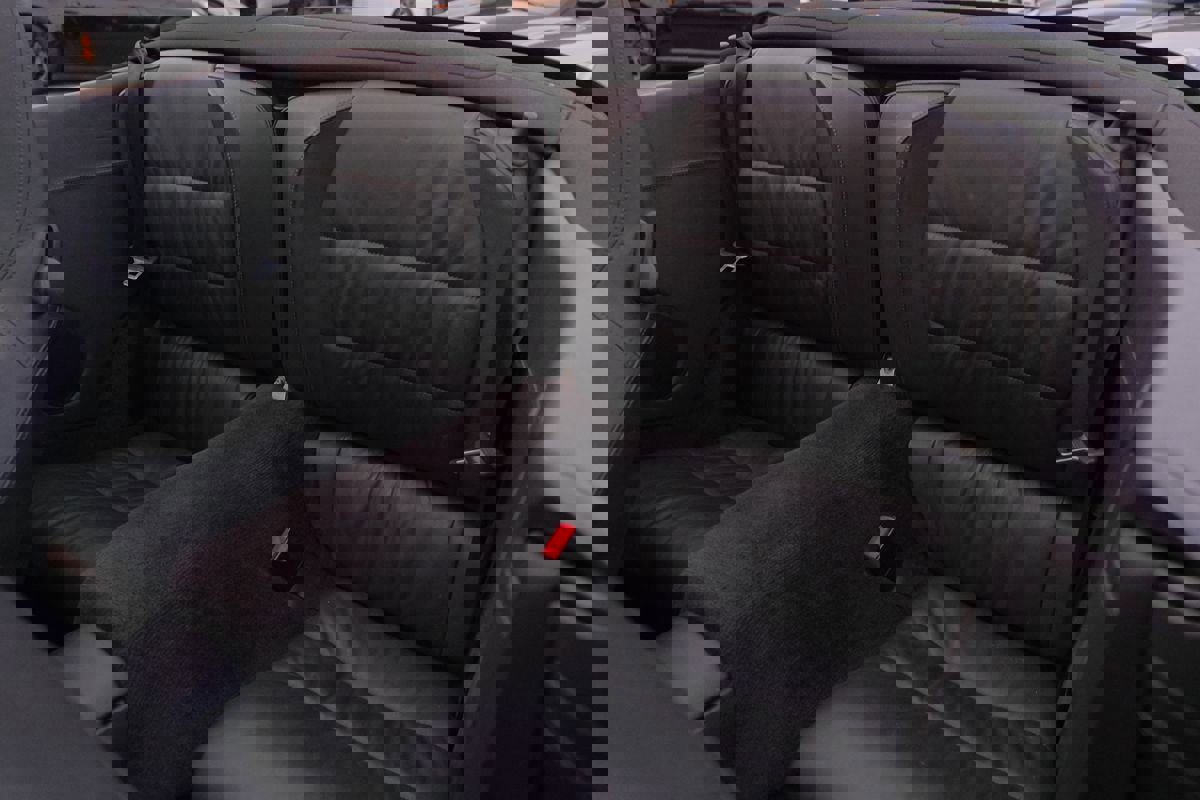 Used 2004 Porsche 911 Carrera 4S image 24