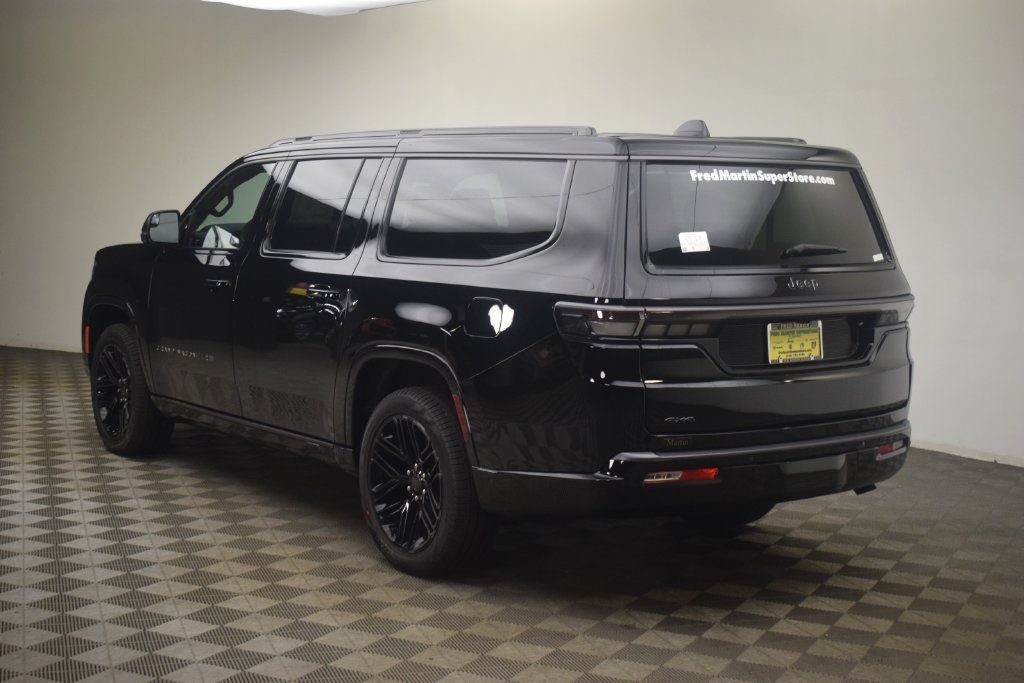 New 2026 Jeep Grand Wagoneer L Limited AWD/4WD image 12