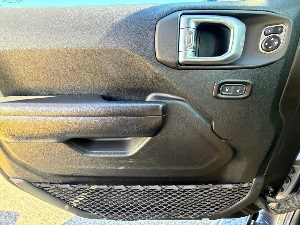 Used 2020 Jeep Wrangler Sport image 26