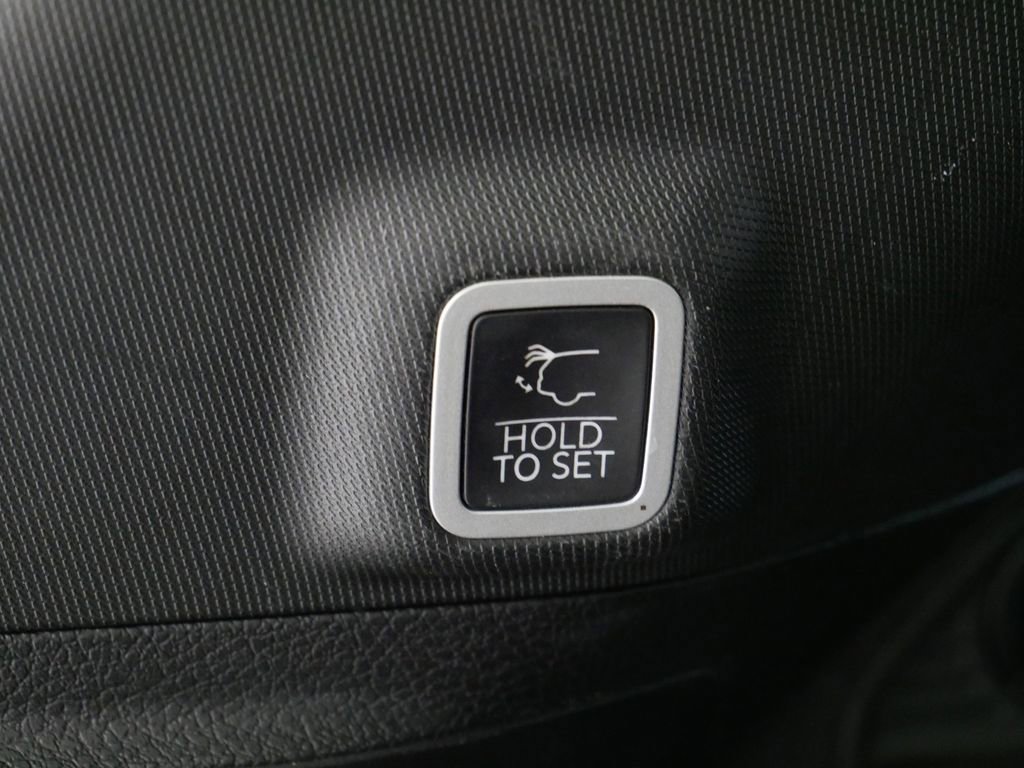 Used 2022 Jeep Grand Cherokee Overland image 19