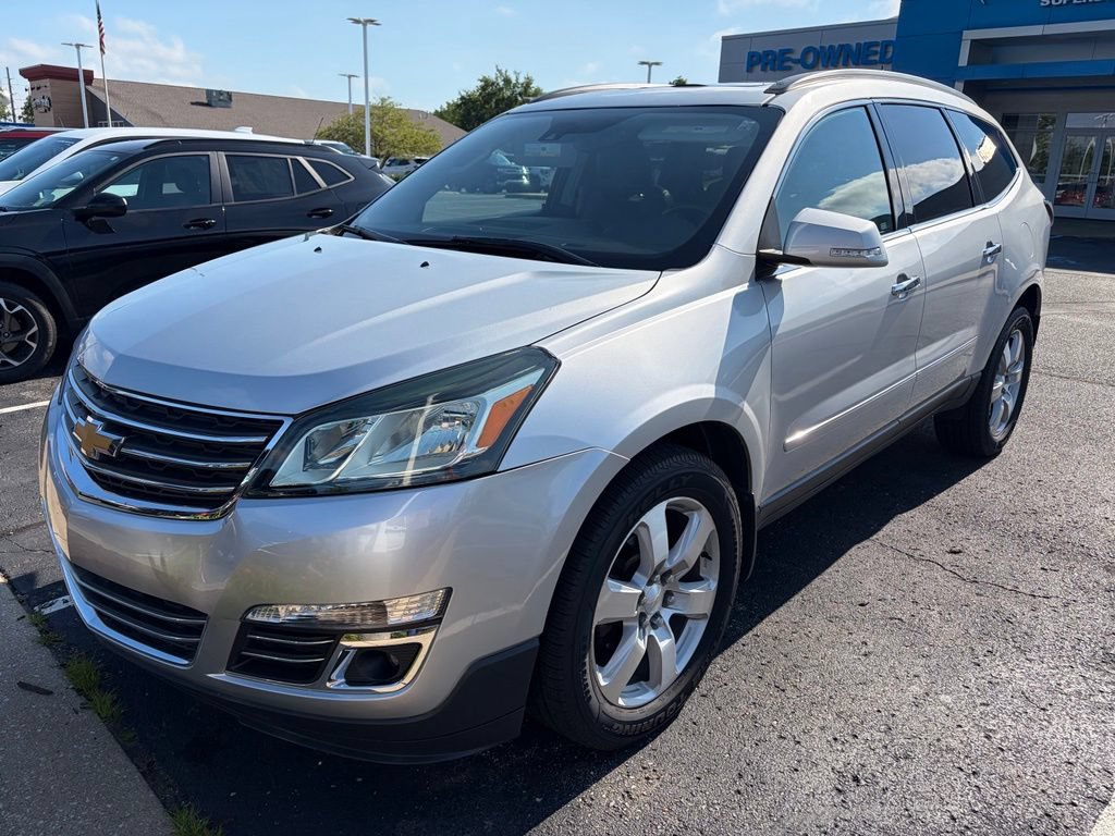 Used 2016 Chevrolet Traverse LTZ AWD/4WD image 3