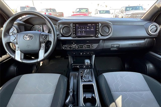 Used 2020 Toyota Tacoma TRD Sport image 14