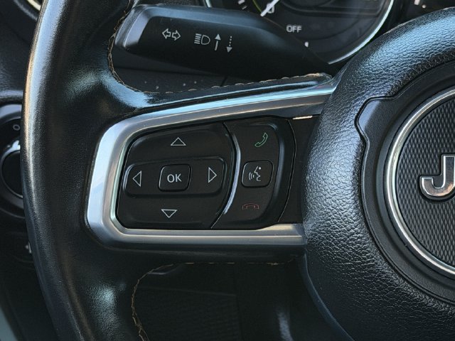 Used 2021 Jeep Wrangler Unlimited Sahara AWD/4WD image 13