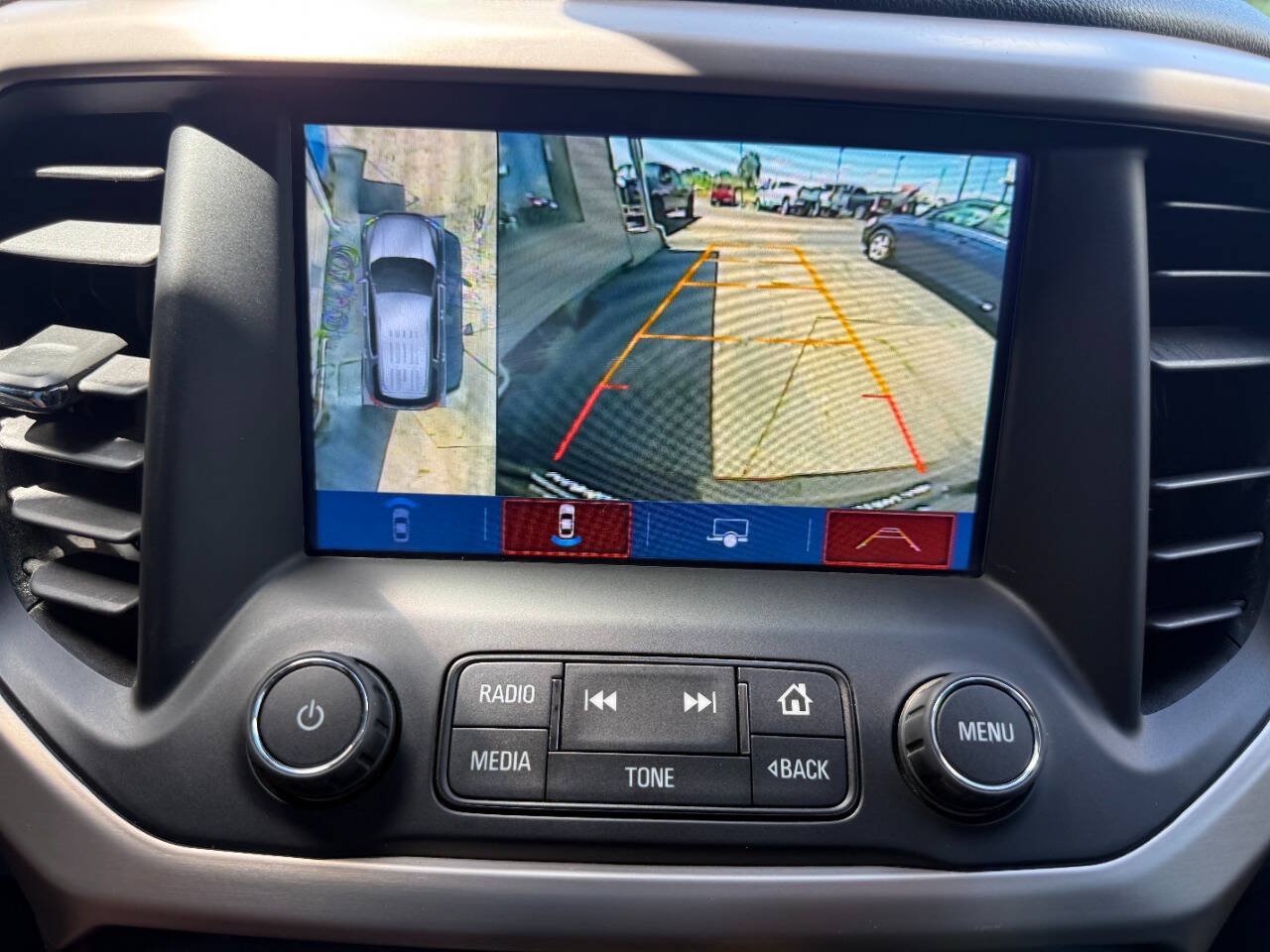 Used 2019 GMC Acadia Denali w/ Technology Package FWD image 17