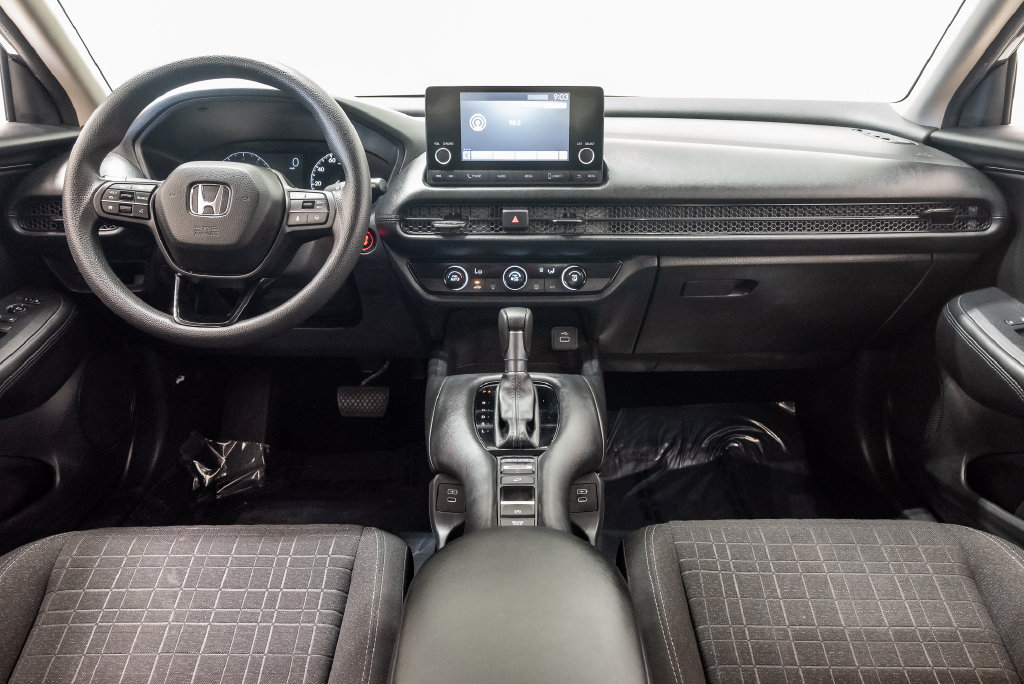 Used 2025 Honda HR-V LX image 29