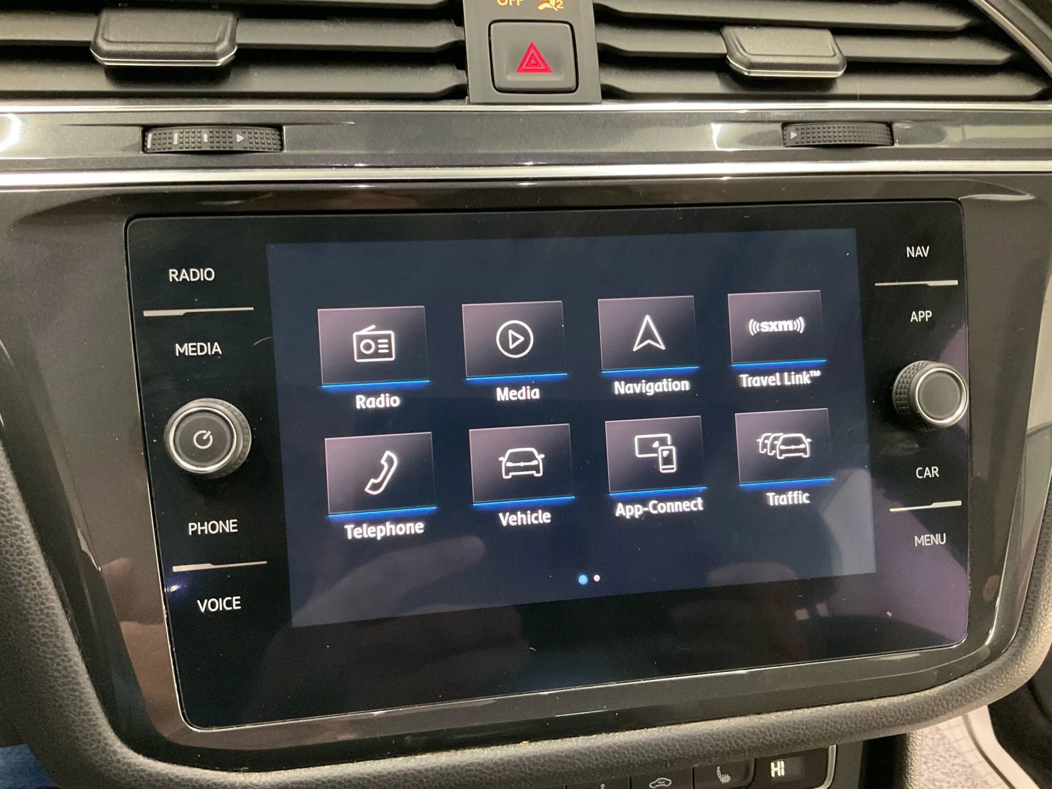 Used 2019 Volkswagen Tiguan SEL image 20
