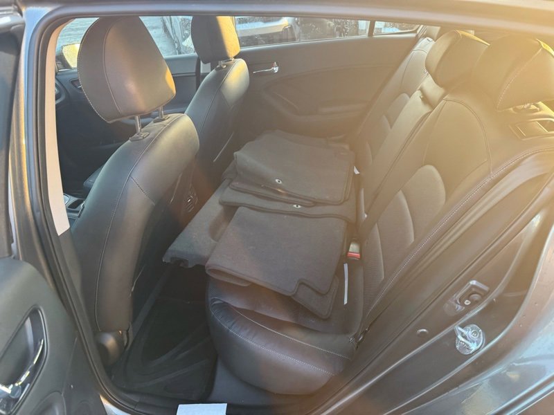 Used 2017 Kia Forte EX w/ EX Premium Tech Package image 9