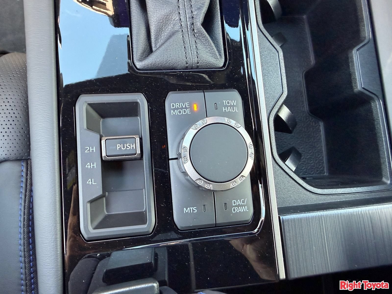New 2026 Toyota Sequoia Platinum AWD/4WD image 22