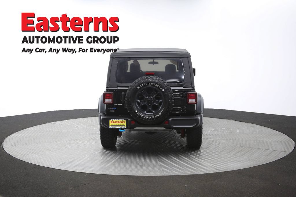 Used 2023 Jeep Wrangler Unlimited w/ Cold Weather Group AWD/4WD image 40