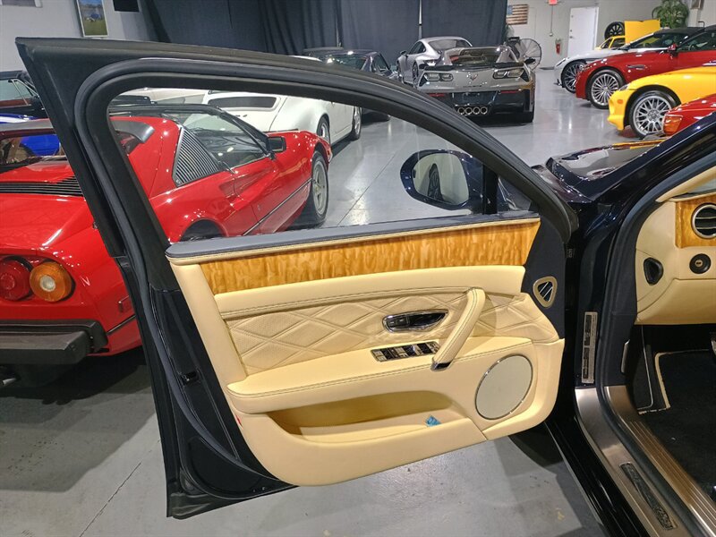 Used 2014 Bentley Flying Spur W12 AWD/4WD image 13