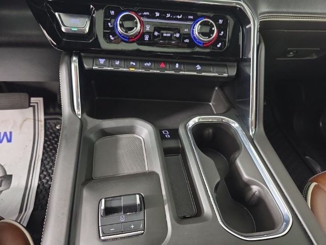 Certified 2025 GMC Sierra 2500 Denali Ultimate w/ Max Trailering Package AWD/4WD image 16