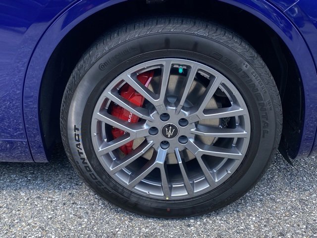 New 2024 Maserati Grecale GT image 12