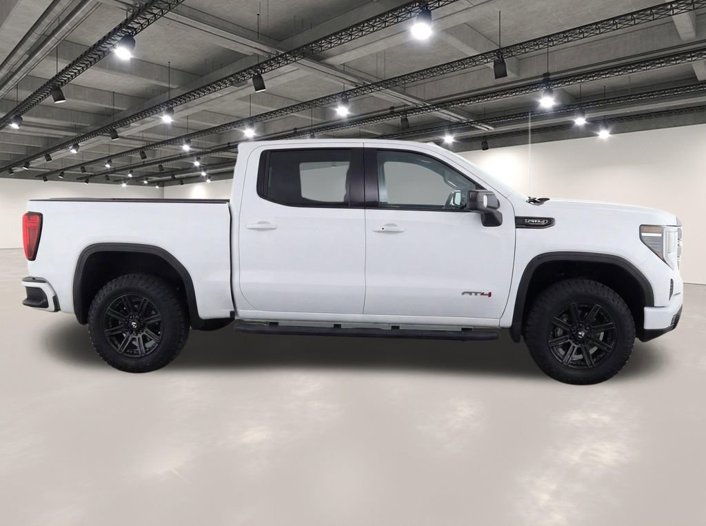Used 2023 GMC Sierra 1500 AT4 w/ AT4 Premium Package AWD/4WD image 8