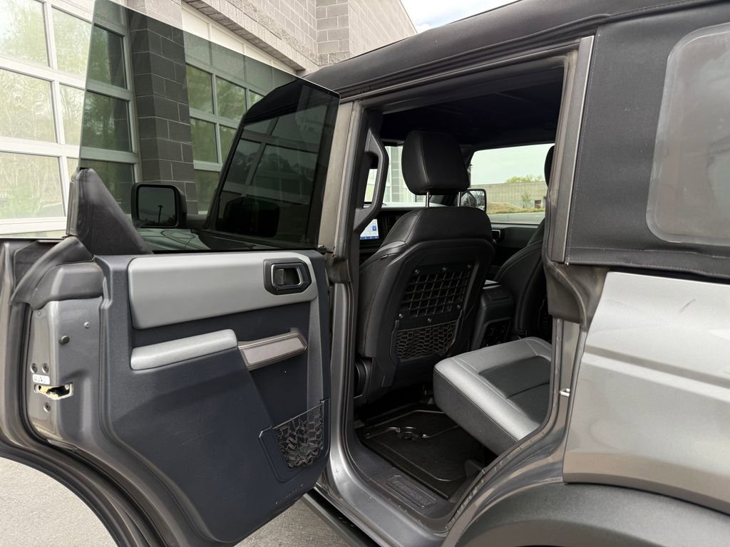 Used 2023 Ford Bronco Black Diamond image 27