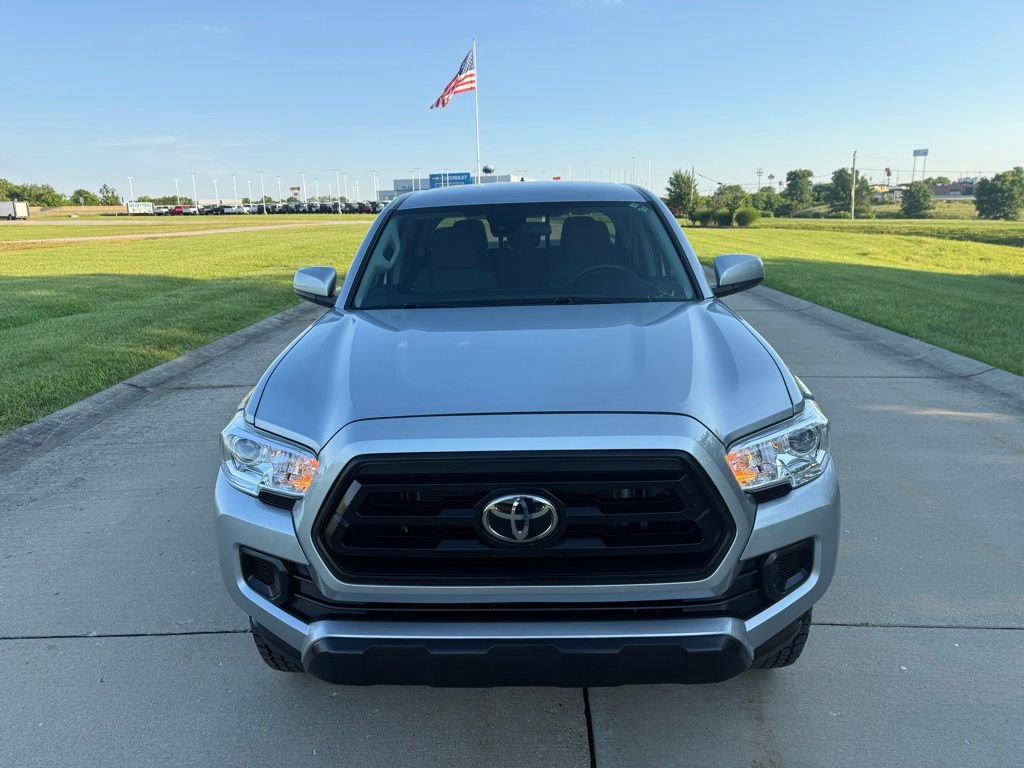 Used 2022 Toyota Tacoma SR w/ SR Convenience Package RWD image 10