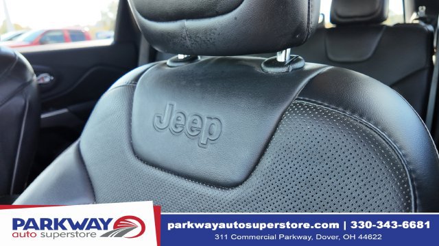 Used 2019 Jeep Cherokee Limited AWD/4WD image 14