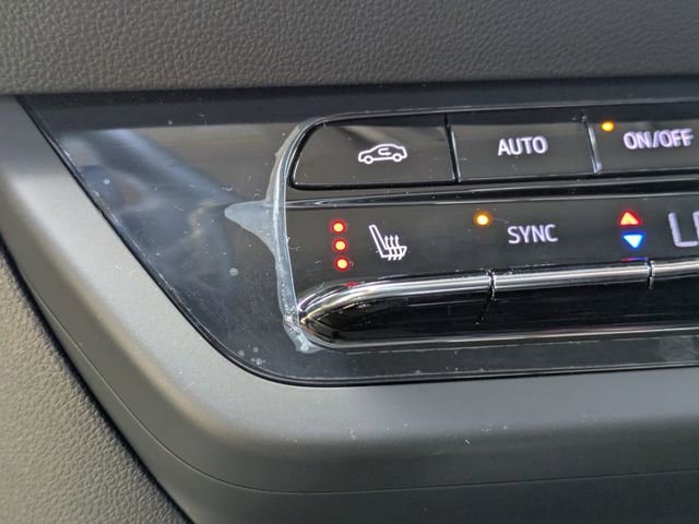 Used 2023 Buick Envision Preferred image 27
