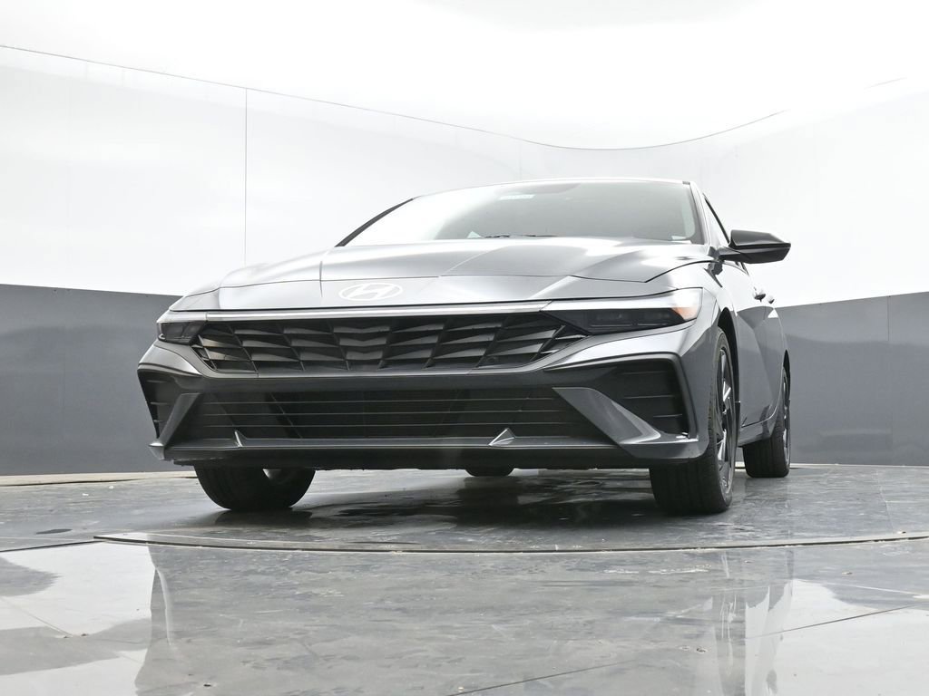 New 2026 Hyundai Elantra Sport image 9