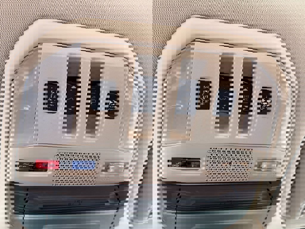 Used 2021 Subaru Ascent Touring w/ Popular Package #2A image 37