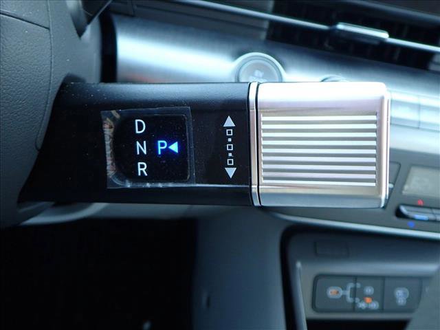 Used 2024 Hyundai Kona SE image 19