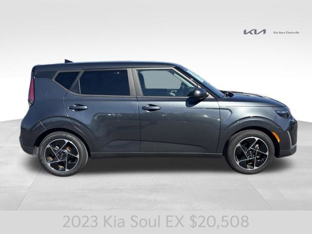 Certified 2023 Kia Soul EX FWD image 9