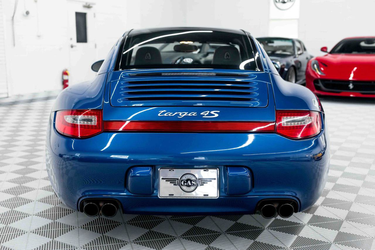 Used 2012 Porsche 911 Targa 4S AWD/4WD image 9