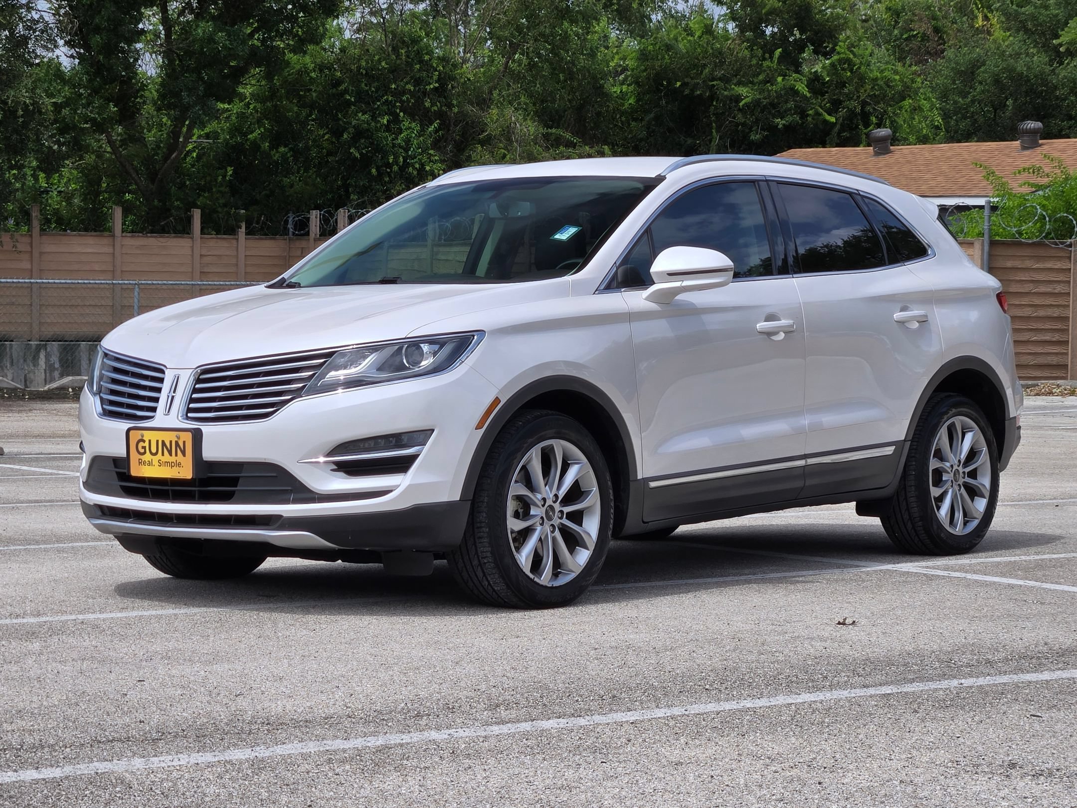 Used 2017 Lincoln MKC Select w/ Select Plus Package FWD image 7