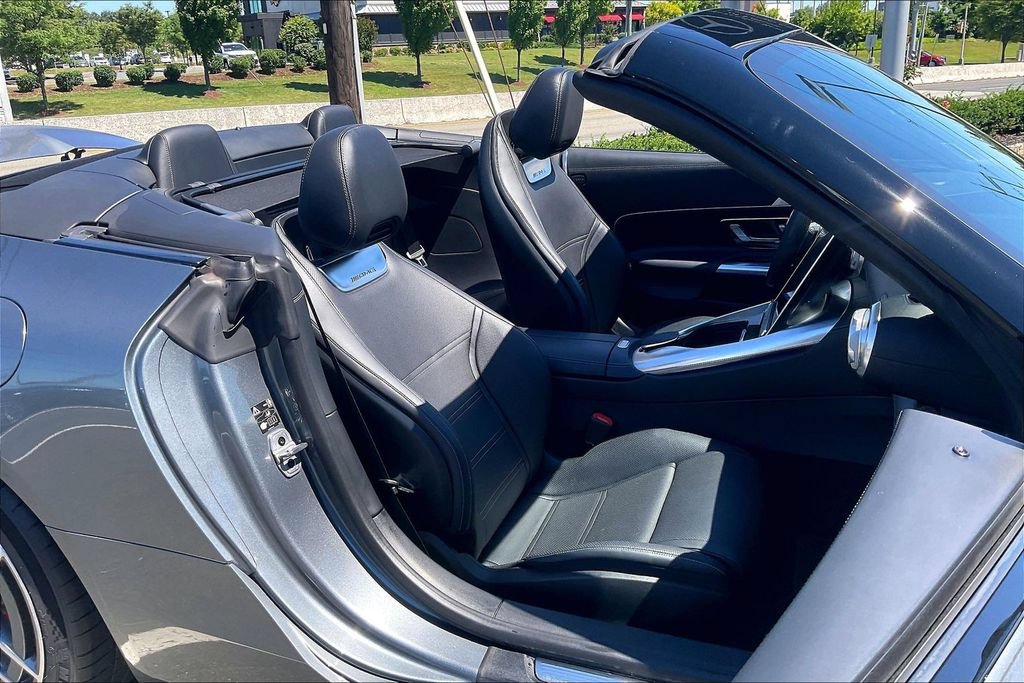 Certified 2022 Mercedes-Benz SL 55 AMG 4MATIC image 7