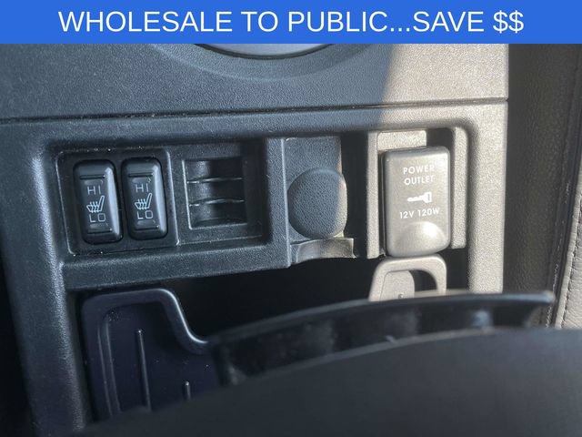 Used 2011 Mitsubishi Endeavor SE FWD image 35