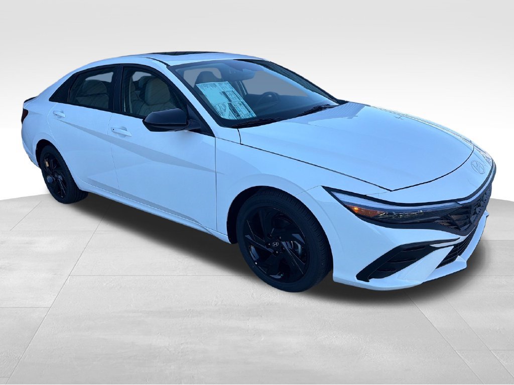 New 2026 Hyundai Elantra SEL Sport FWD image 9