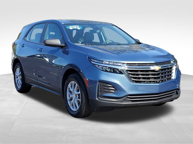 Certified 2024 Chevrolet Equinox LS w/ Driver Confidence II Package FWD image 7