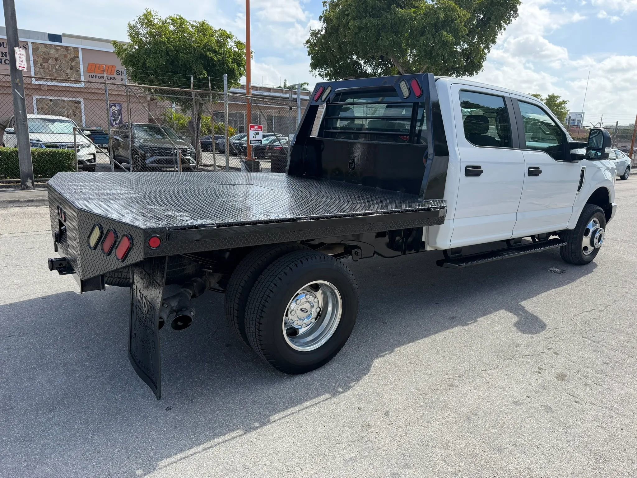 Used 2019 Ford F350 XL w/ STX Appearance Package AWD/4WD image 5