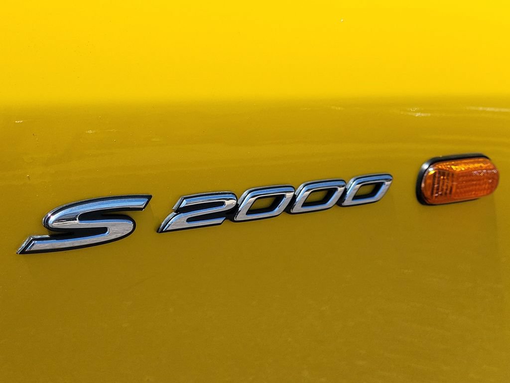 Used 2001 Honda S2000 image 16