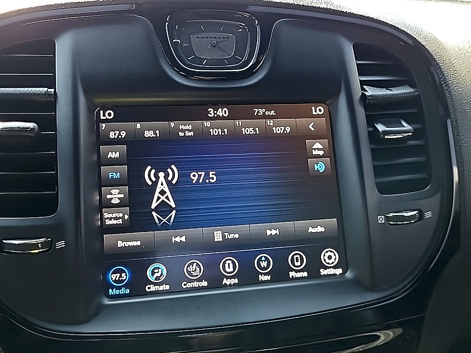 Used 2022 Chrysler 300 S AWD/4WD image 19