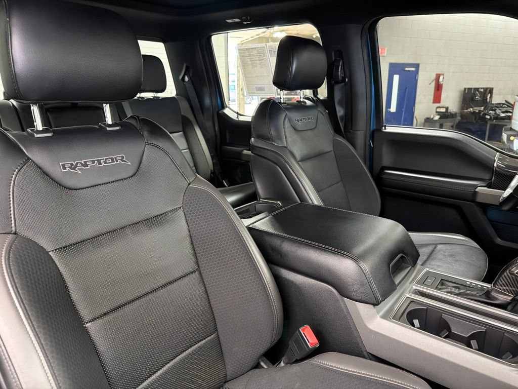 Used 2019 Ford F150 Raptor w/ Equipment Group 802A Luxury AWD/4WD image 9