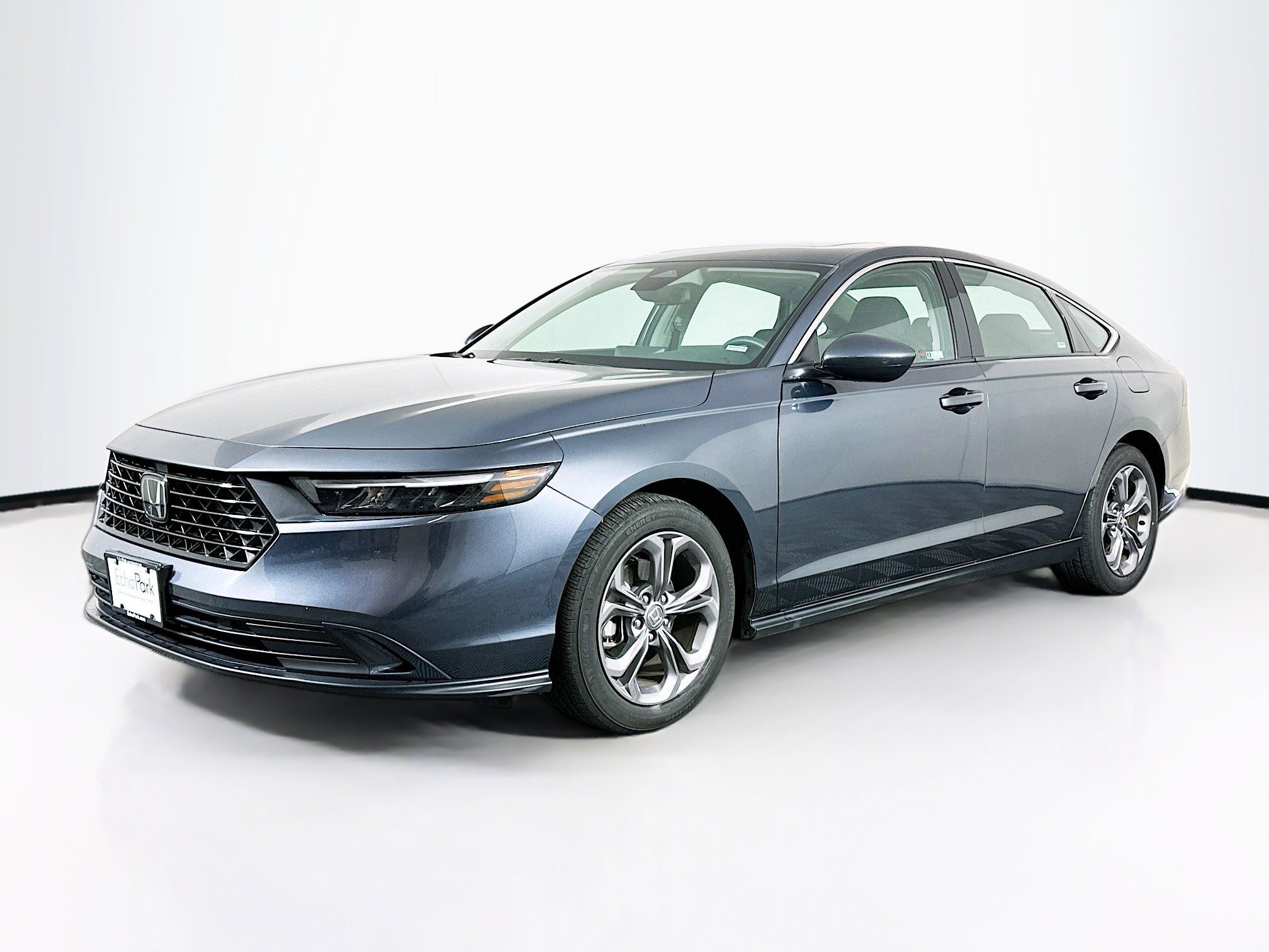 Used 2024 Honda Accord EX image 3