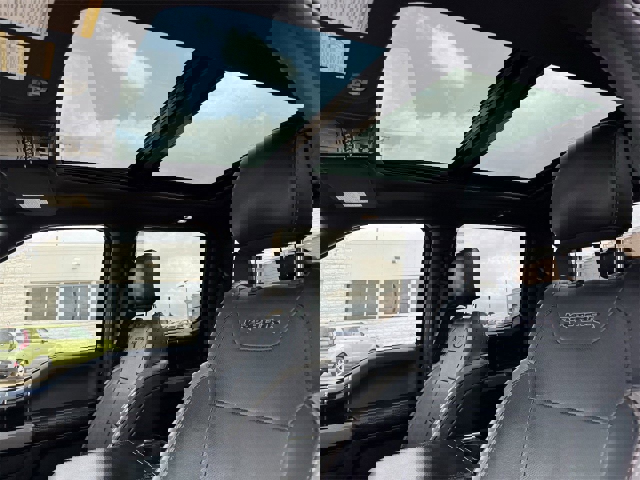 Used 2017 Ford F150 Raptor w/ Equipment Group 802A Luxury image 26